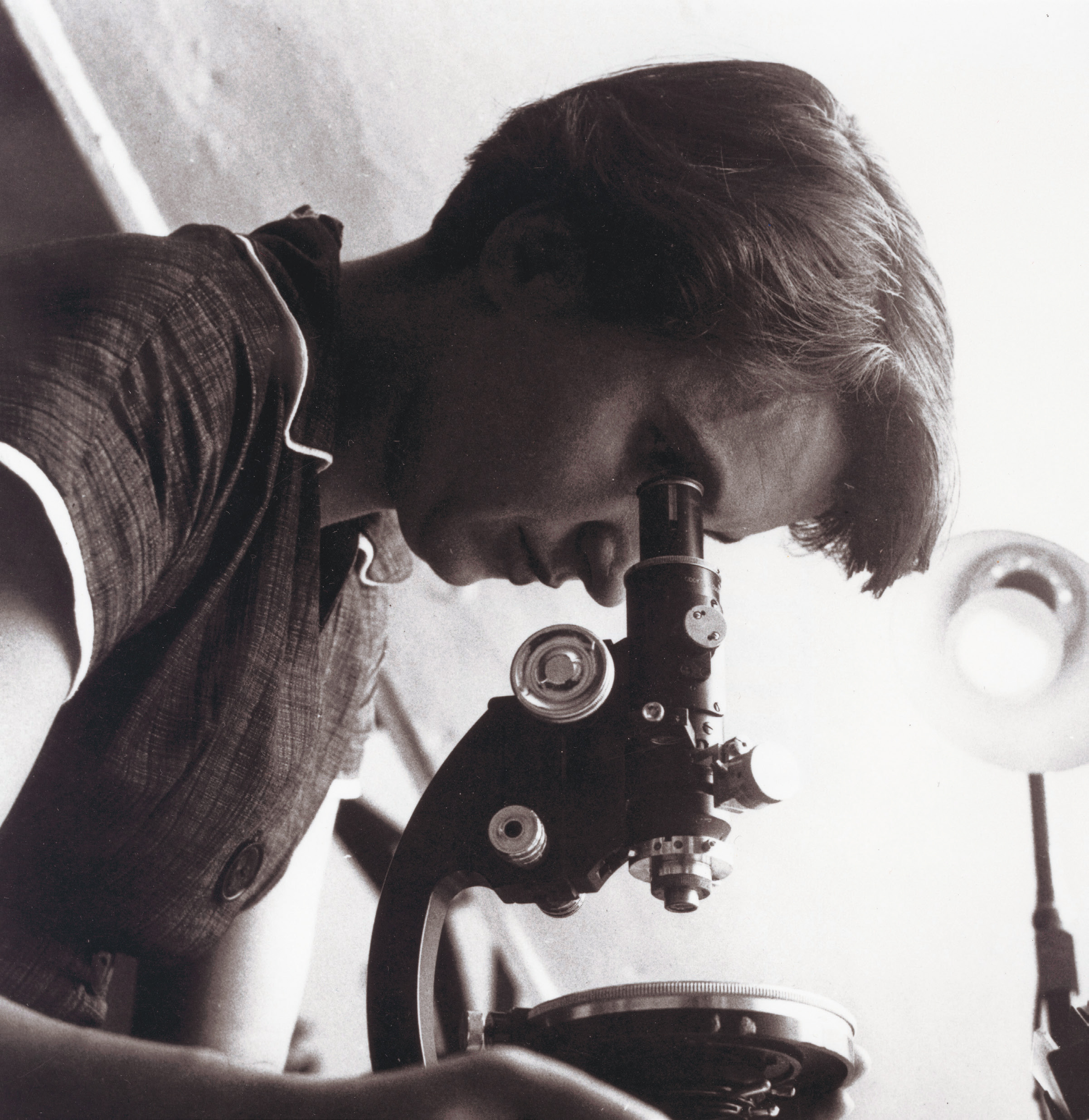 Rosalind Franklin was excluded from the Nobel Prize that was awarded for the discovery of DNA's structure. (Photo 12/Getty Images) 
